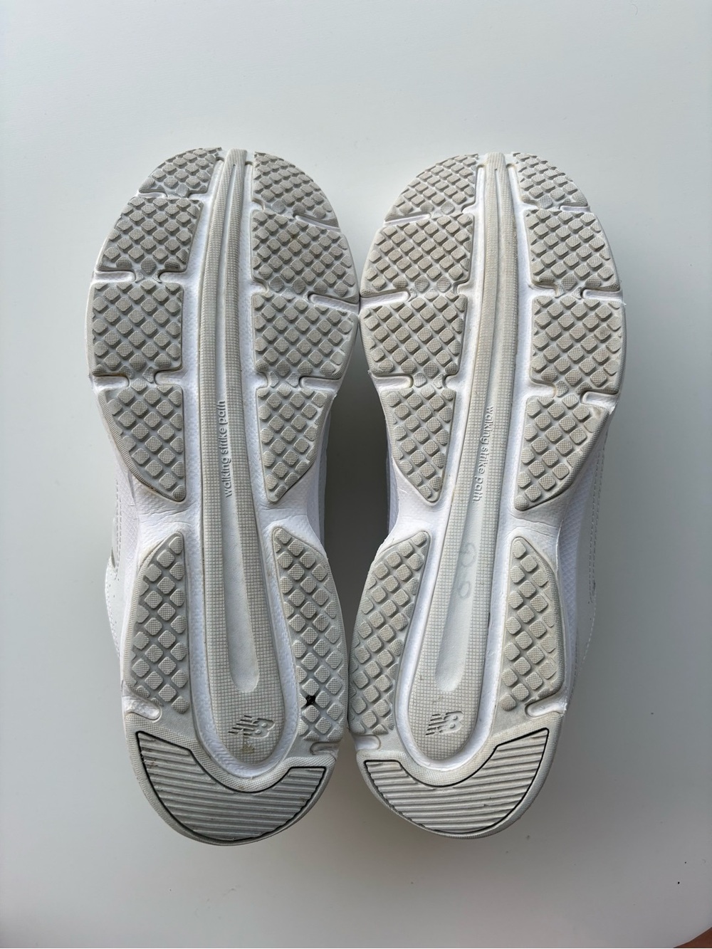 New Balance Men’s 456 White Athletic Sneakers with OrthoLite Footbed. Sz 10.5 - Picture 5 of 8